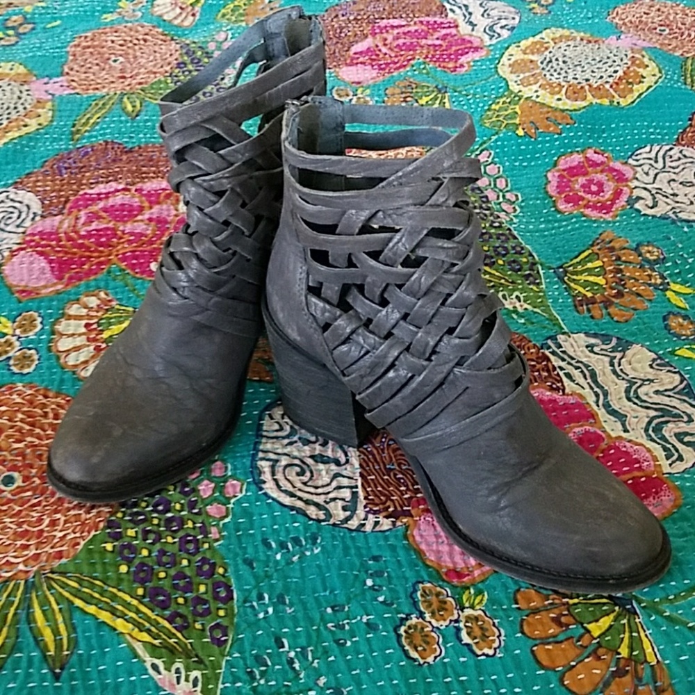FREE PEOPLE Leather Boots